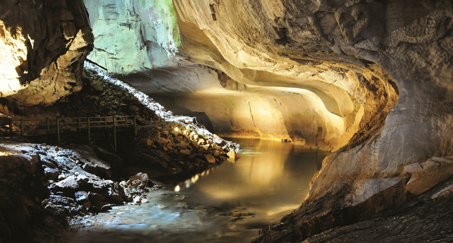 4D3N Mulu Caves & Pinnacles