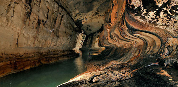 4D3N Long Bedian / Guided Walk Around The Village Of Long Bedian & Mulu 4 Show Caves